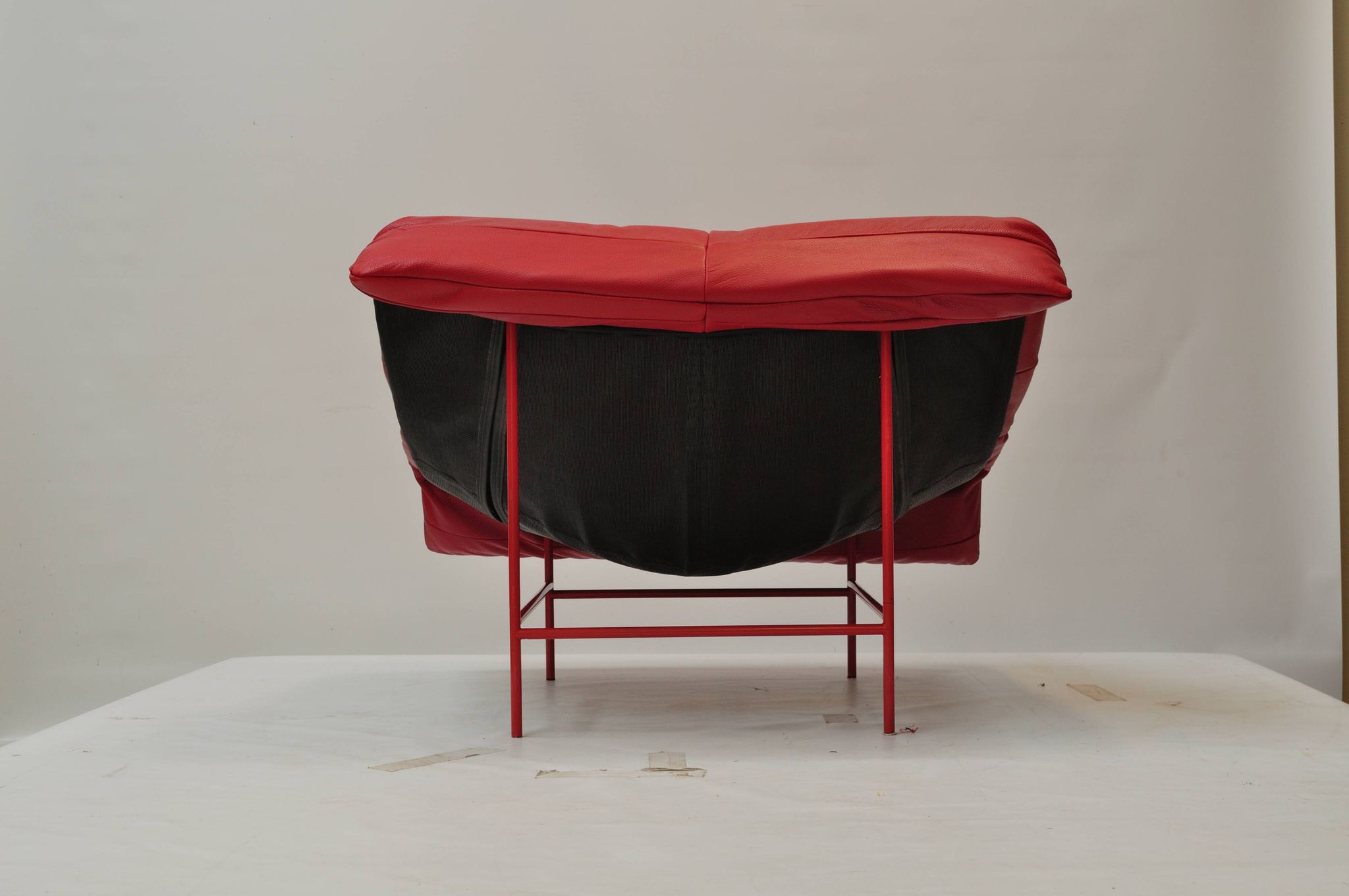 Vintage Montis Butterfly lounge chair by Gerard van den Berg in red leather