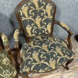 Pair of Louis XV period cabriolet armchairs in carved wood, 18th century