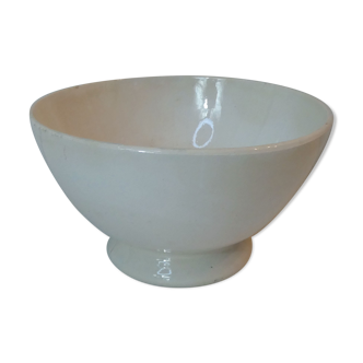 Old white bowl style creil and montereau