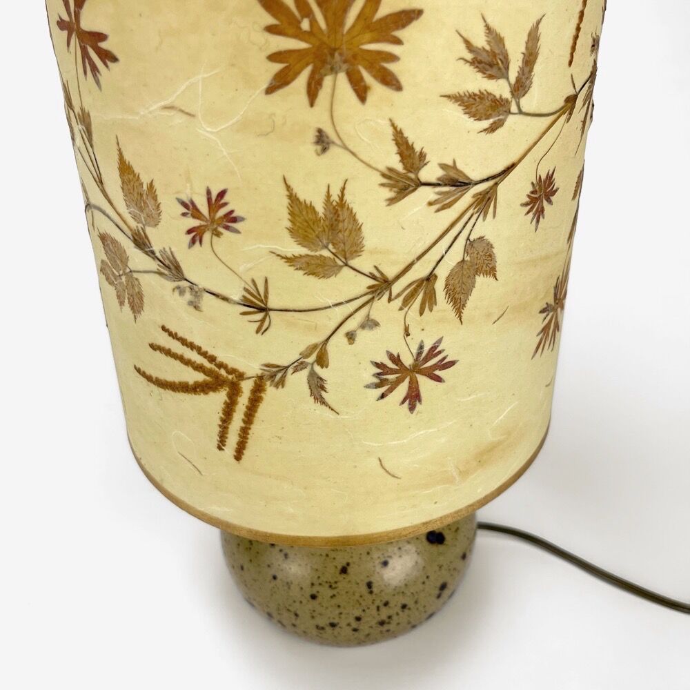 Lampe champêtre en grès pyrité et fleurs séchées années 70