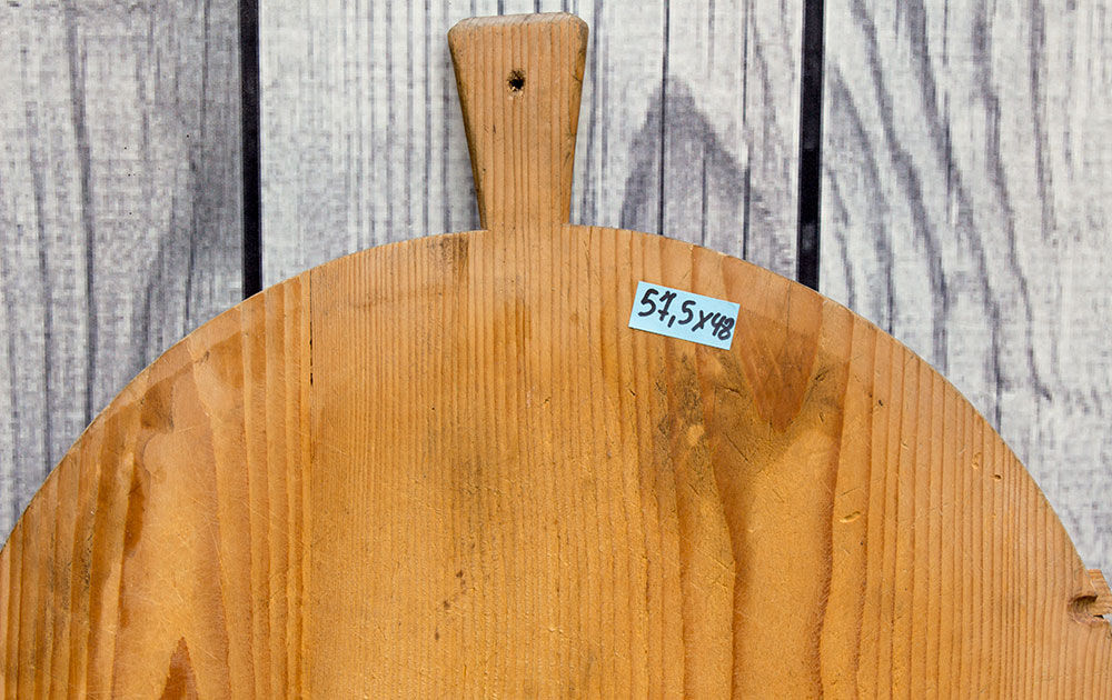 Round cutting board 57.5 x 48 cm