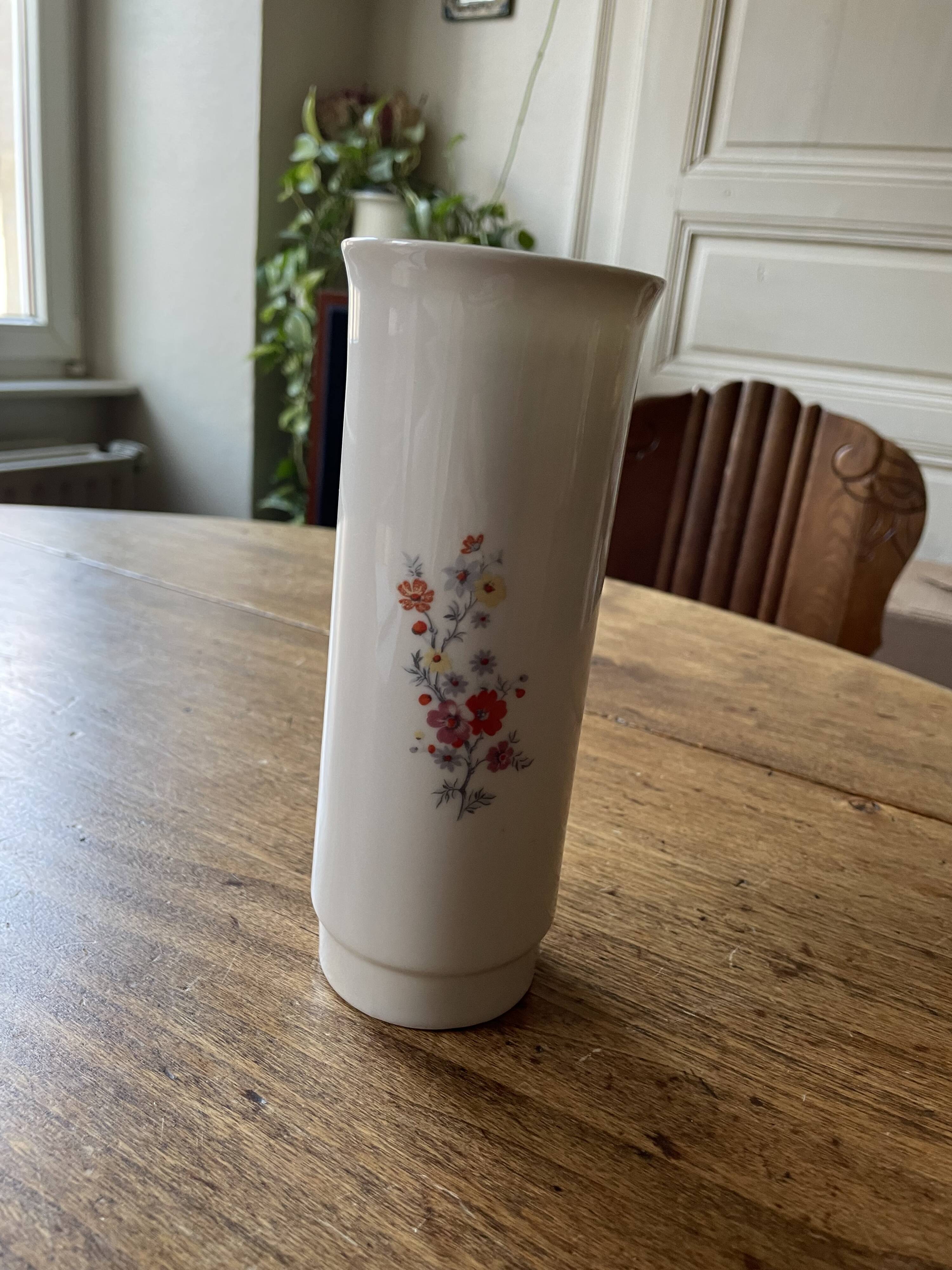Small Creidlitz Bavaria Germany porcelain vase - old, vintage