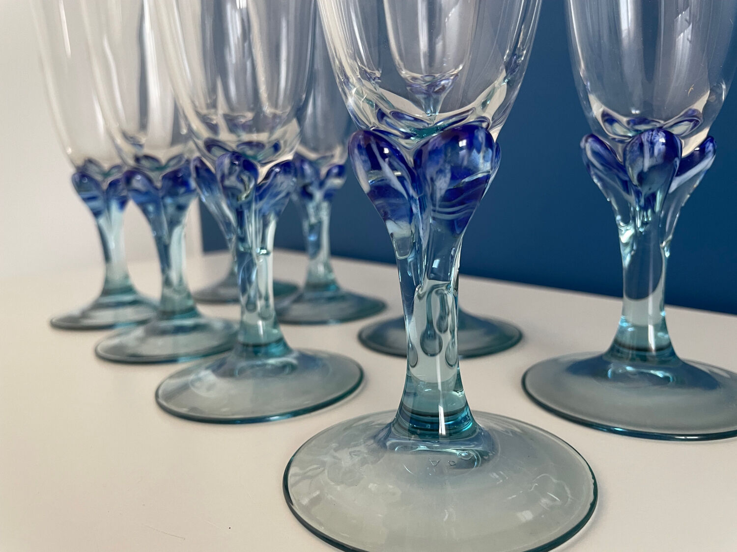 Set of 8 champagne flutes blue luminarc