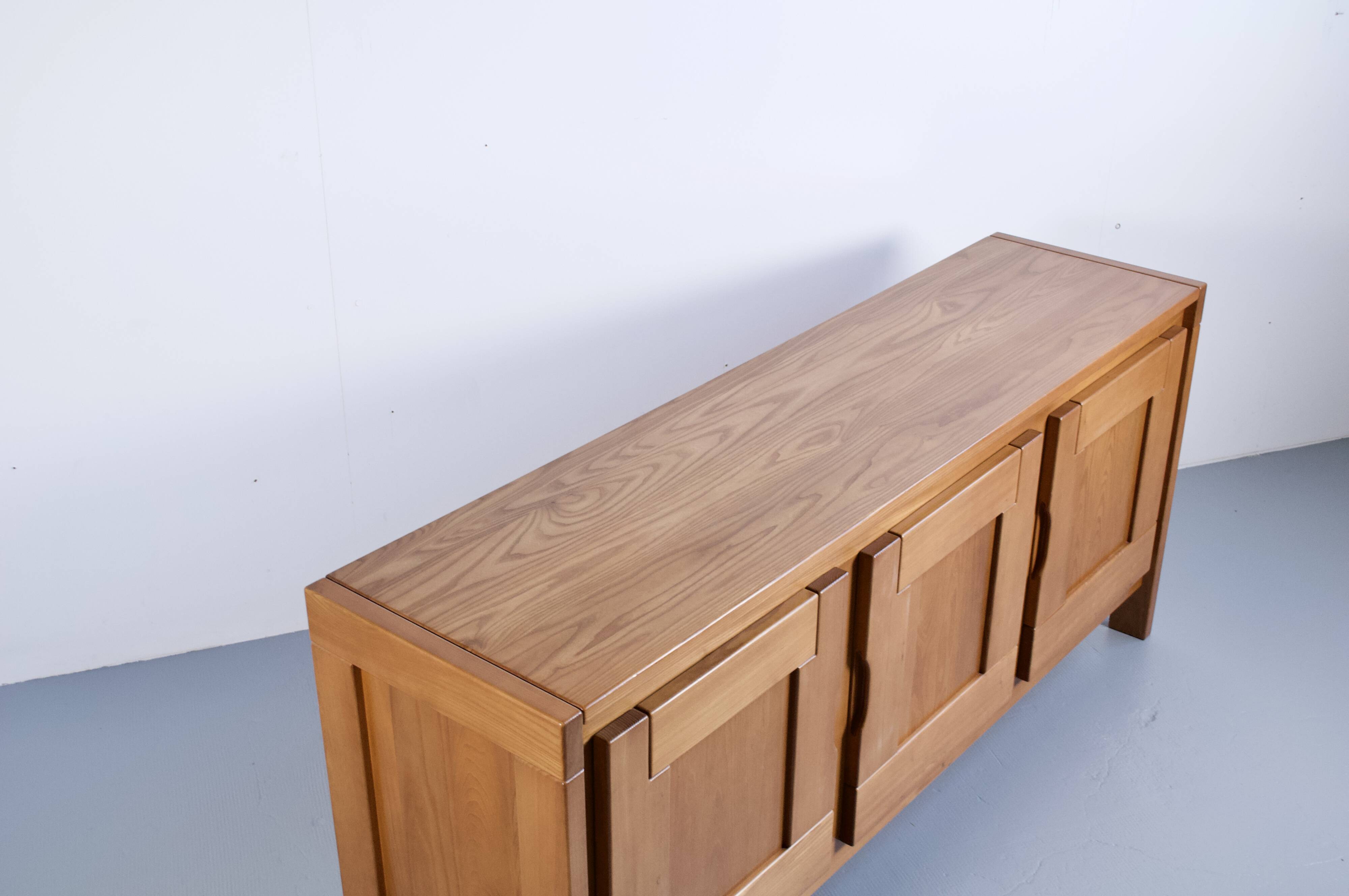 ENFILADE OAK HOUSE REGAIN 1980s