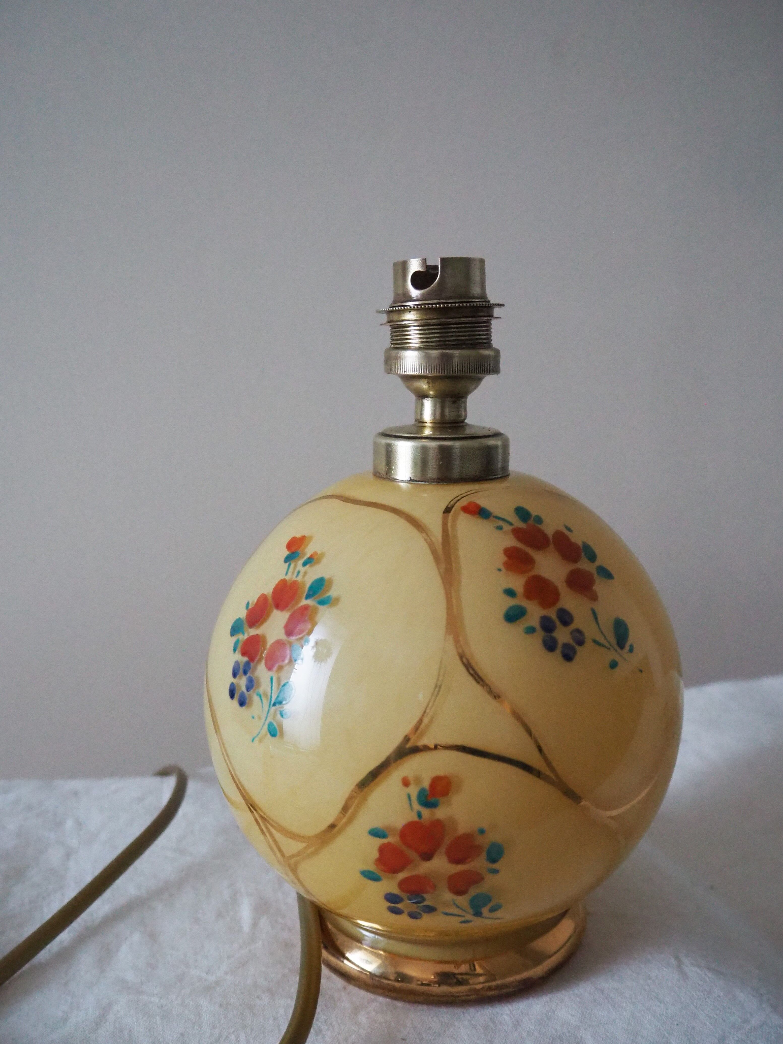 Old lamp foot ball to pose / table / bedside / side glass – floral print