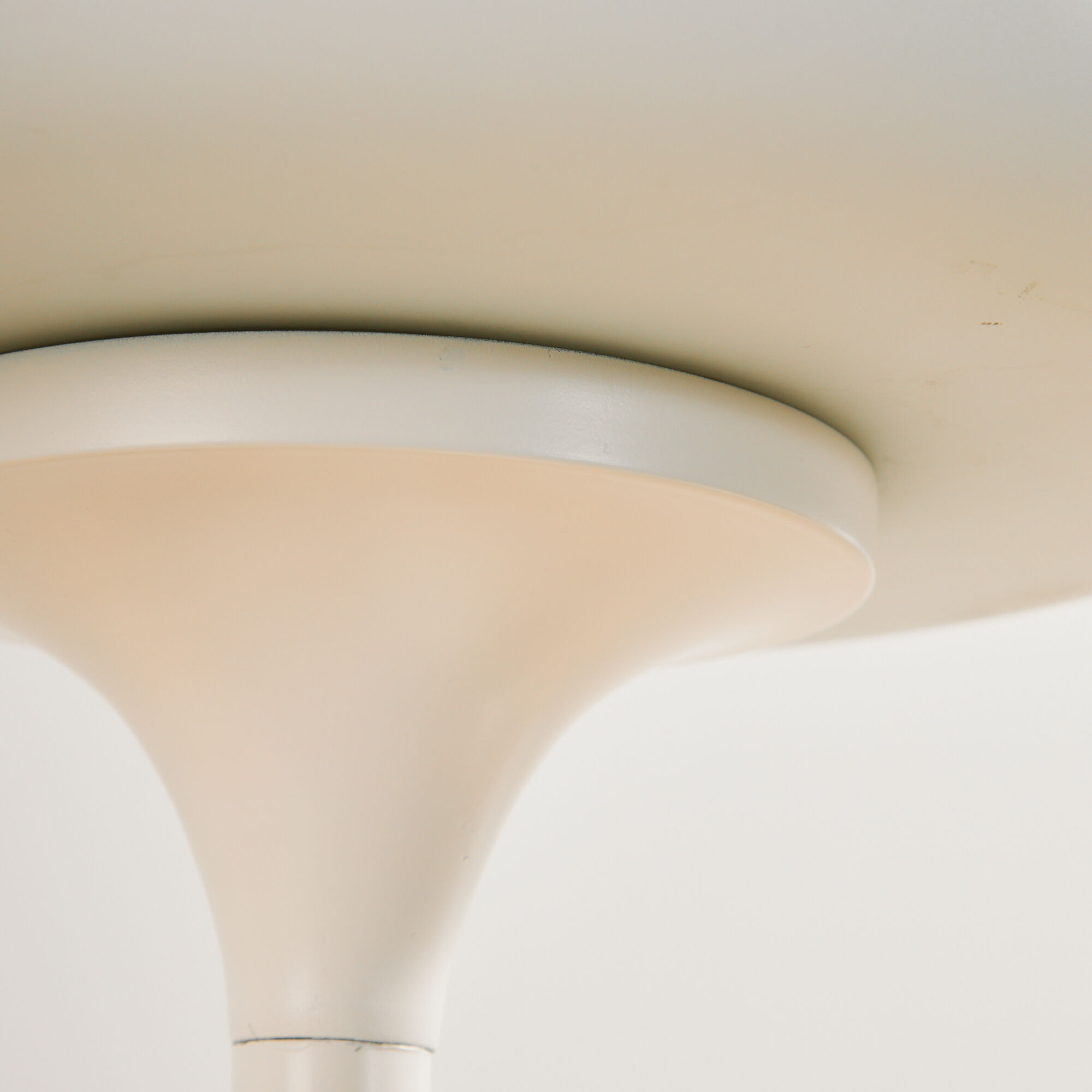 Hungarian table lamp by Iraklisz Kosztandinidisz
