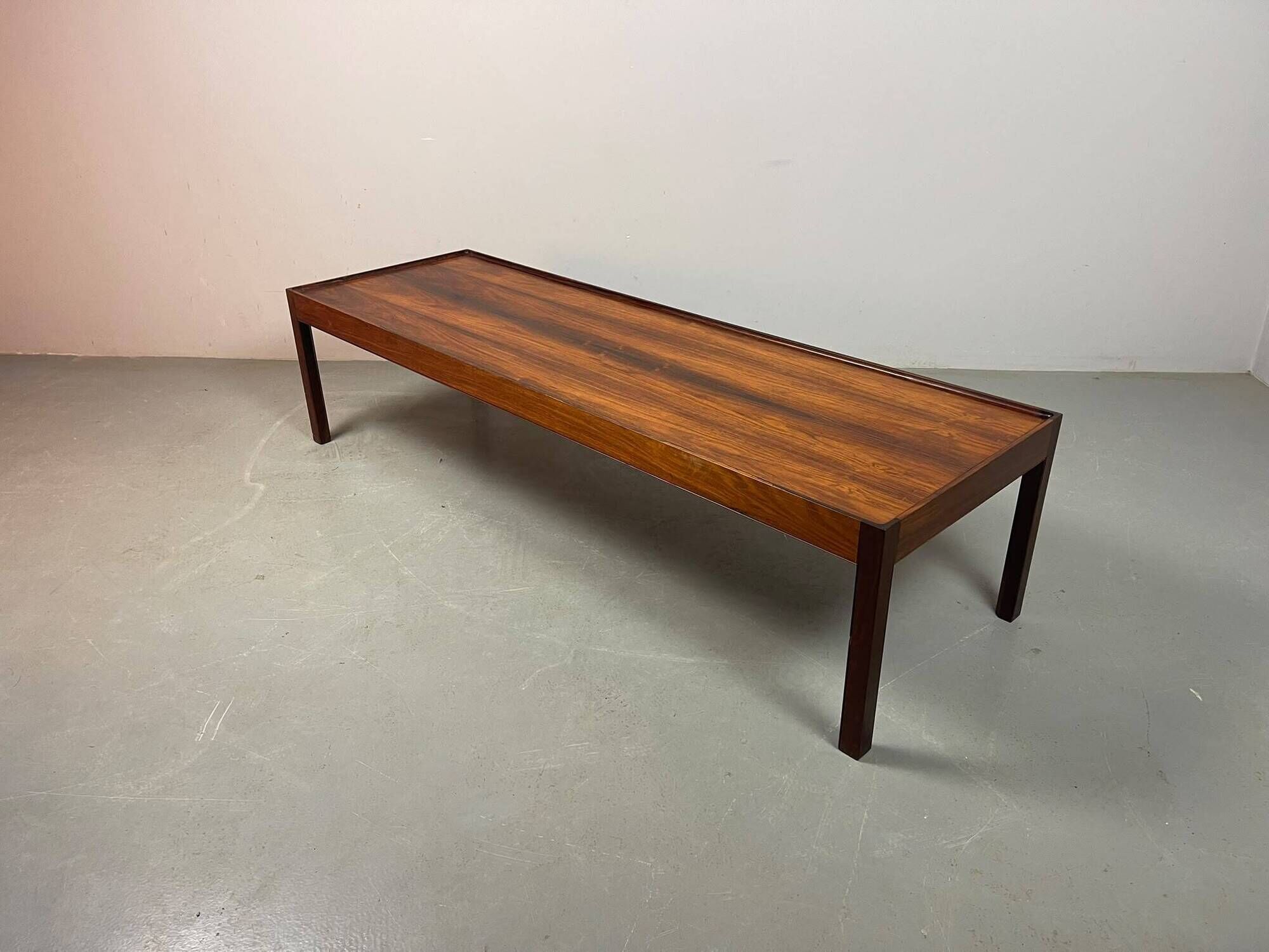 Rare Elegant Mid-Century Rosewood Coffee Table by Pesch. Germany, 1960s.