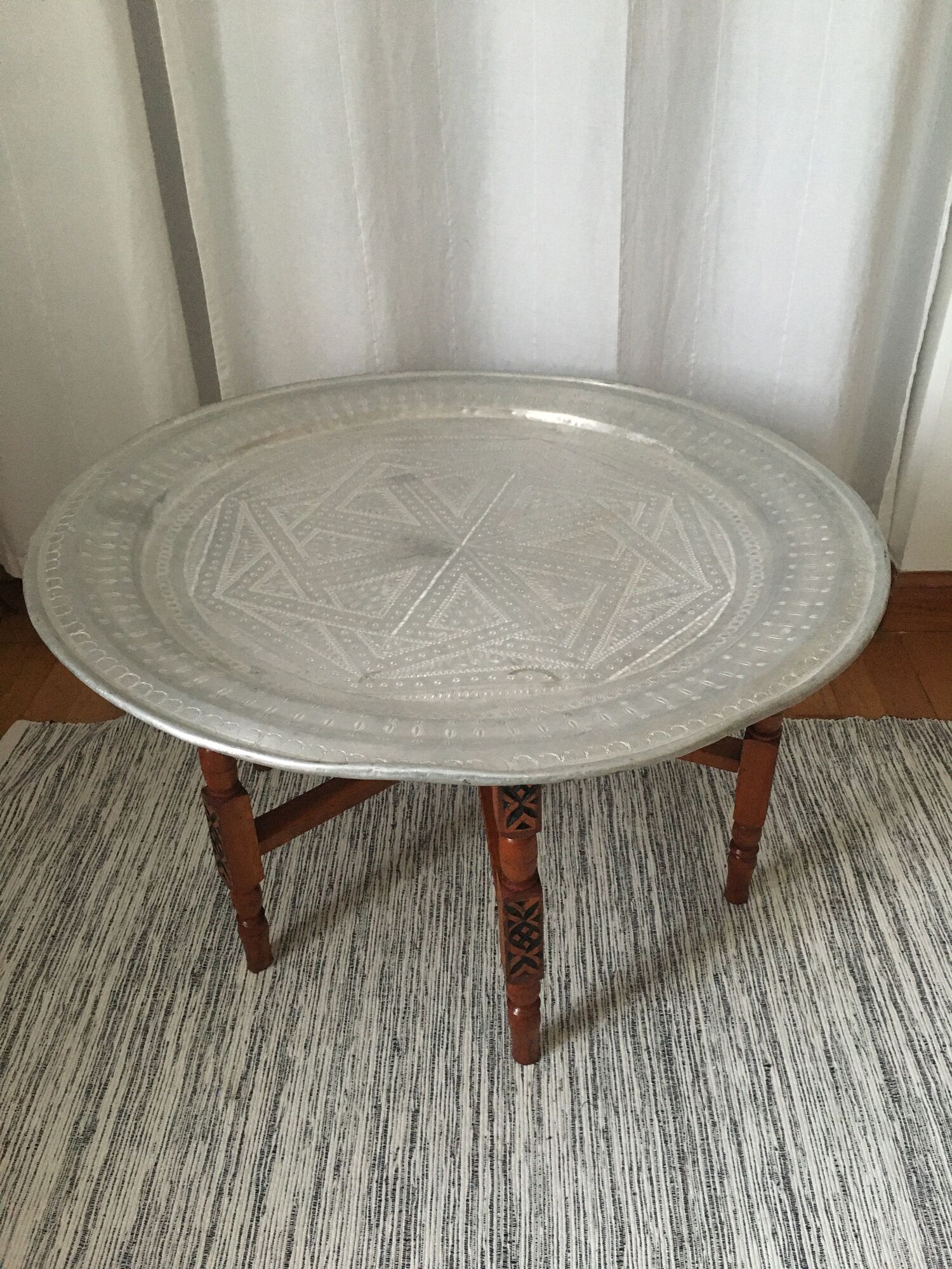Moroccan aluminum tray on wooden tripod
