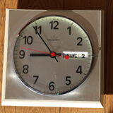 Rectangular Decerny wall clock