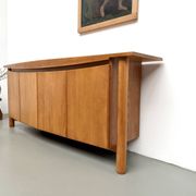 Curved enfilade Maison Regain in solid elm, 1970.