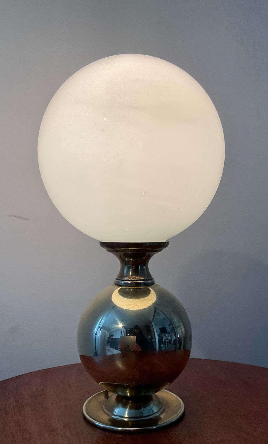 Vintage lamp in brass and opaline 70s