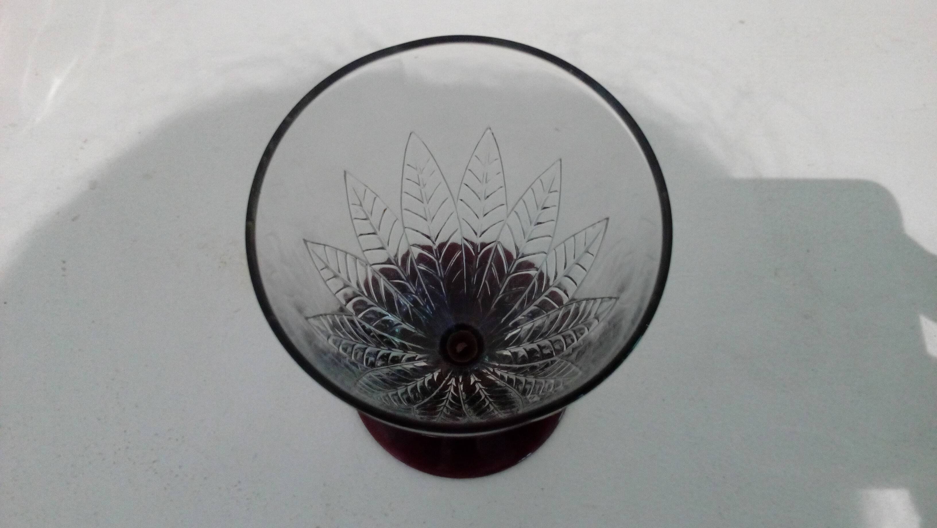 Verres à porto vin cuit apéritif décor de feuille & socle violine