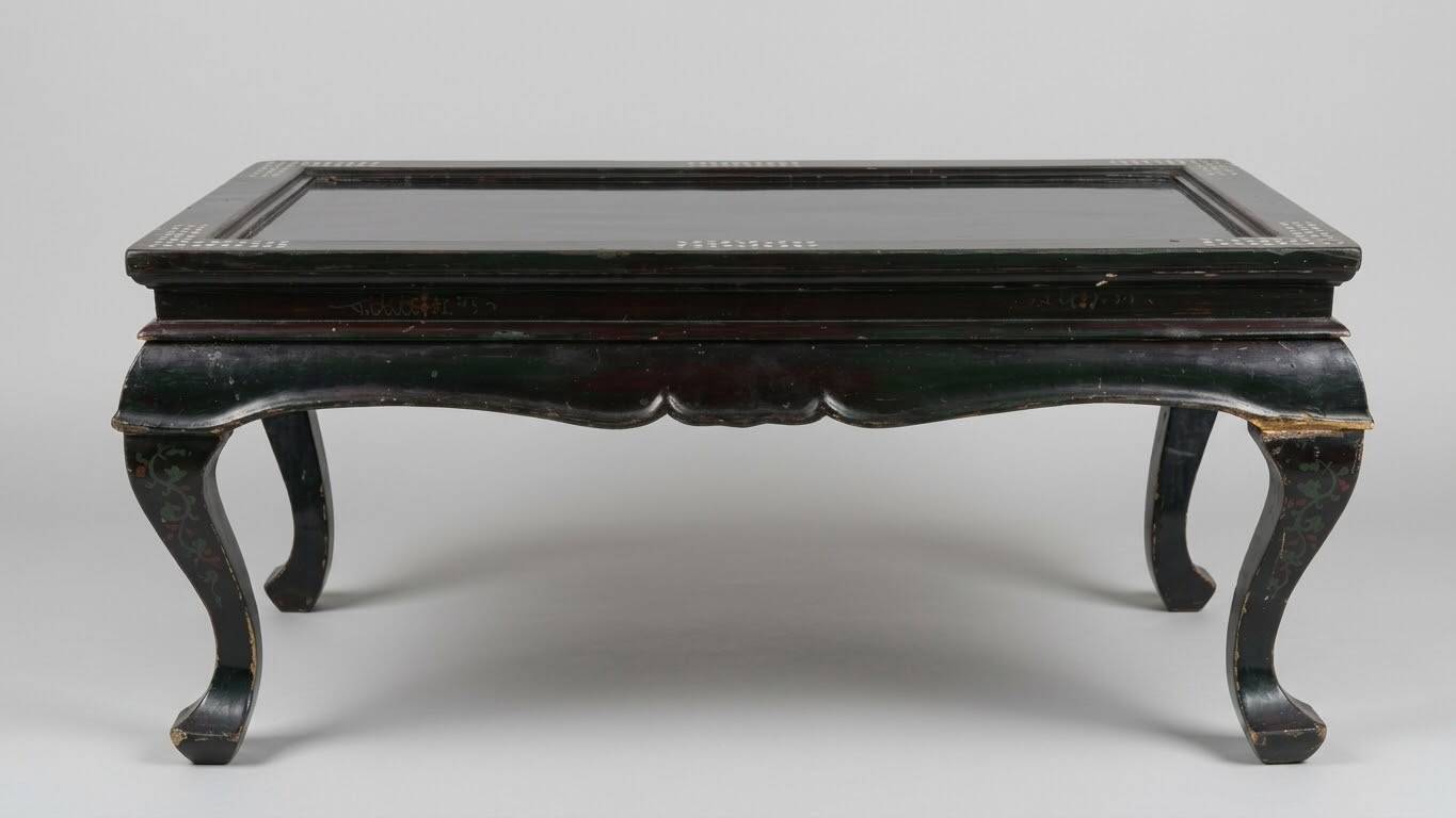 Table basse de style chinois (coromandel / laque de style Shanhai) – (1950-1980)