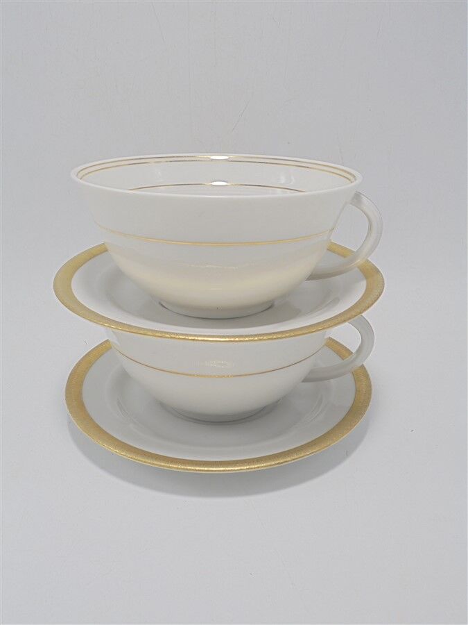 Pair of cups