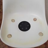 Vintage tulip chair by Eero Saarinen for Knoll