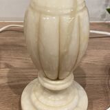 Pied de lampe en marbre