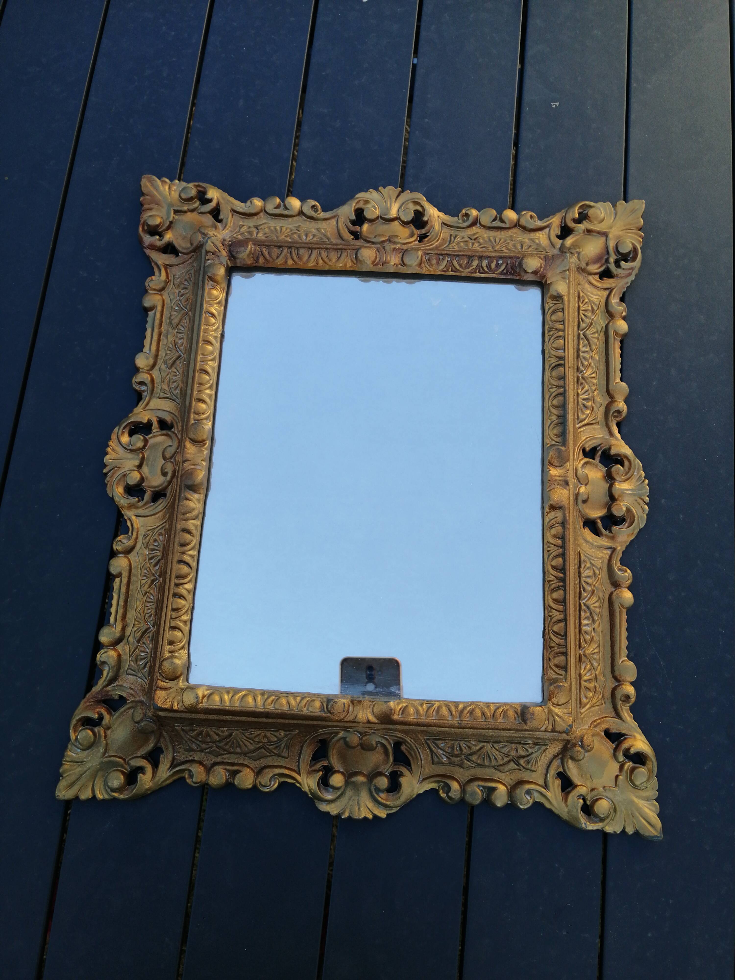 Ancient mirror 37x45cm