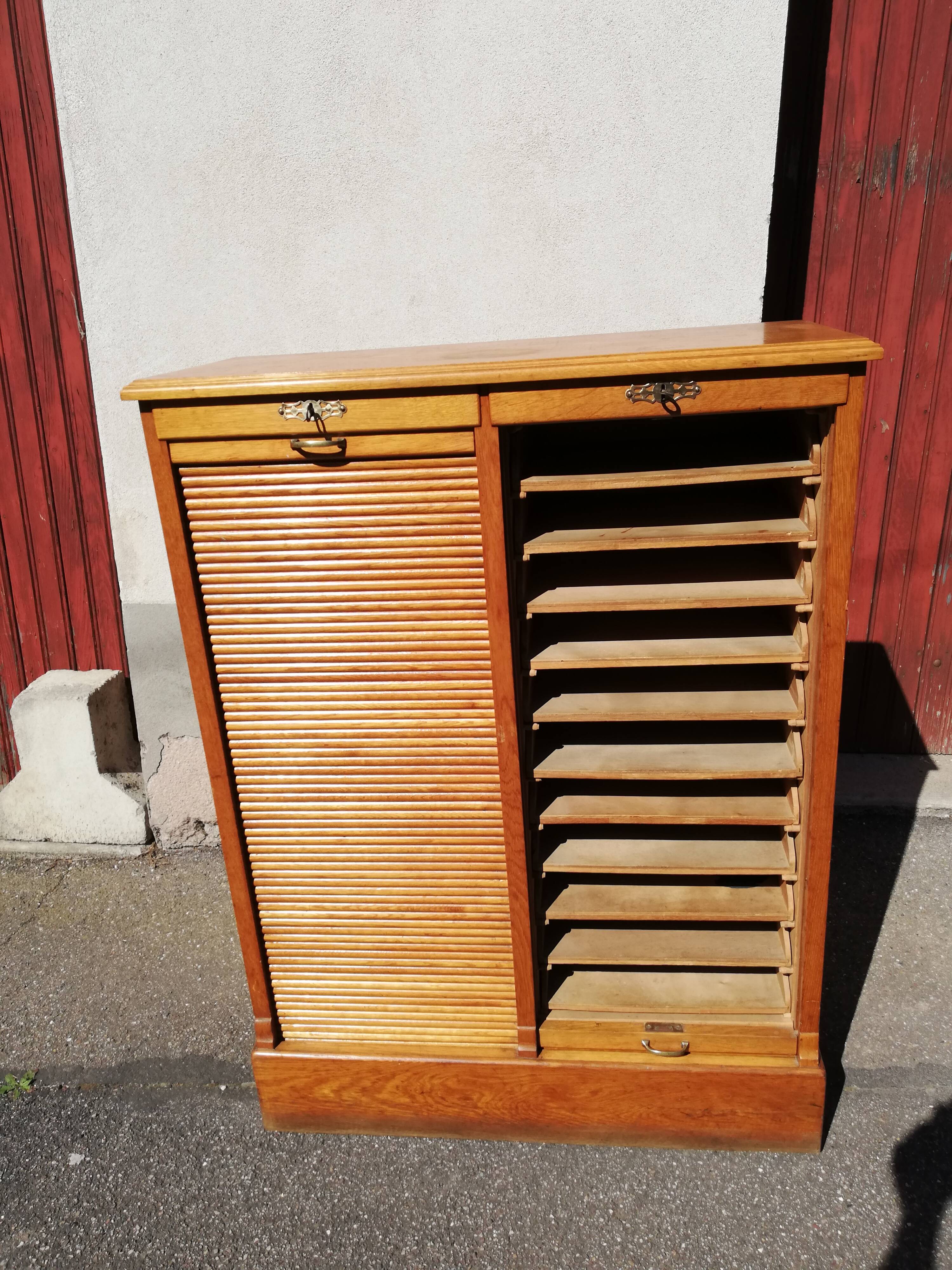 Furniture curtain binder year 30 oak