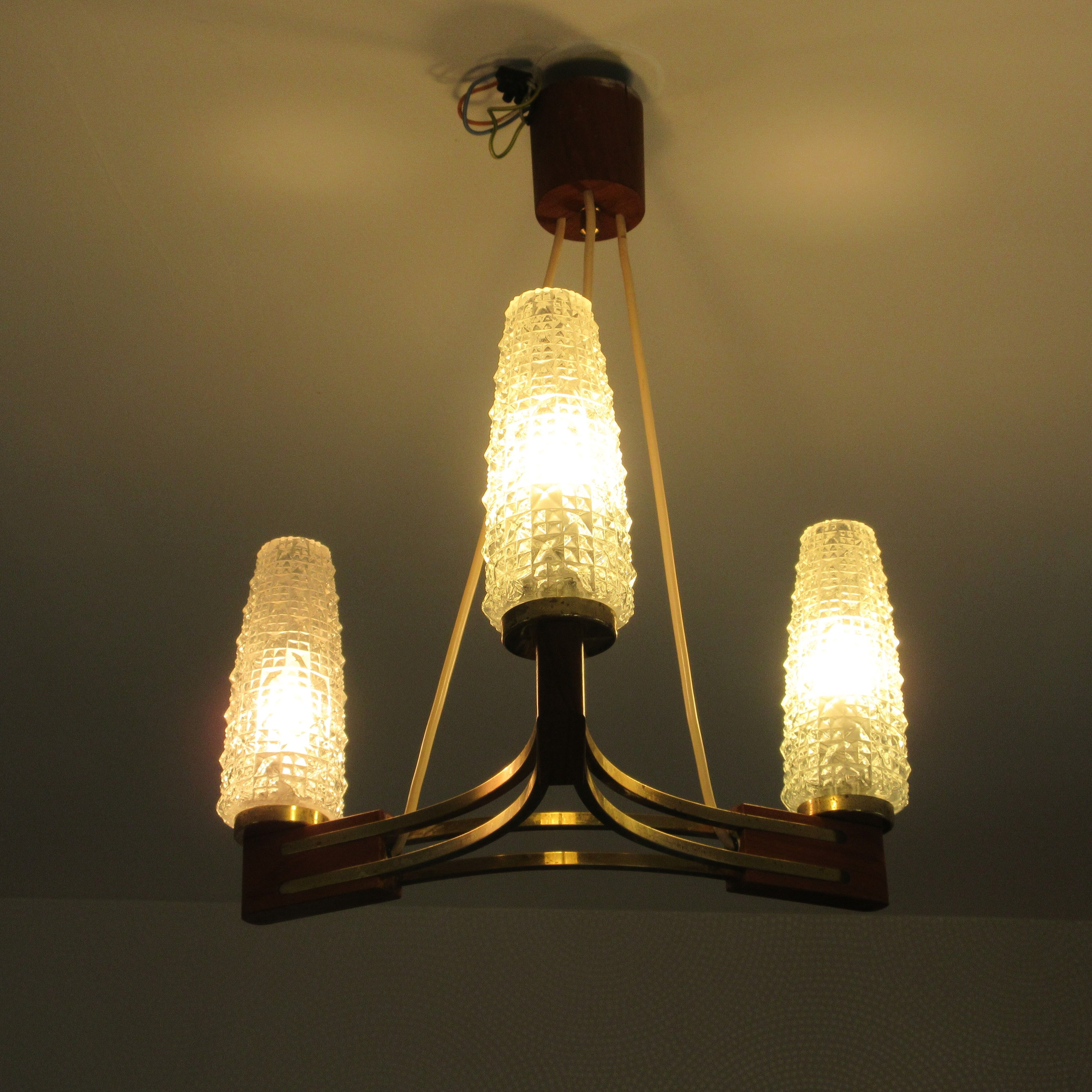 Set of 3-branched chandelier wood/brass/glass, 50-60s