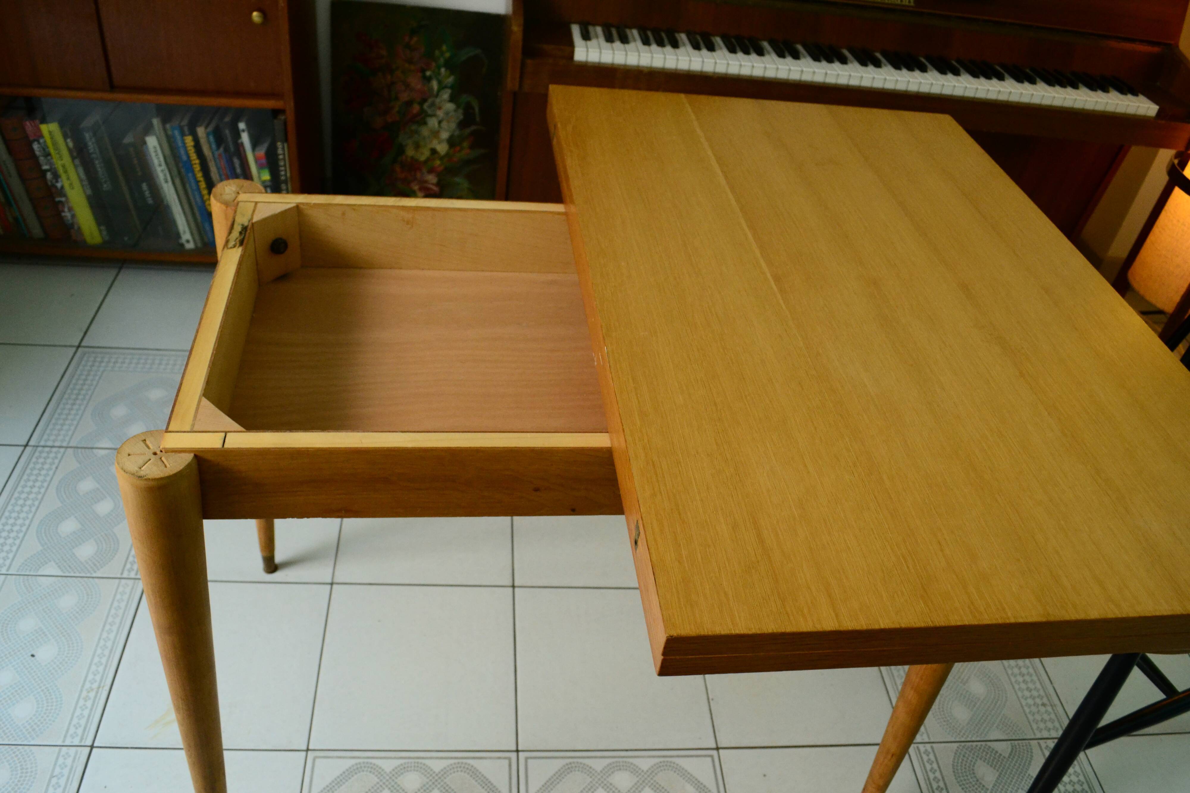 Table portfolio 60s oak