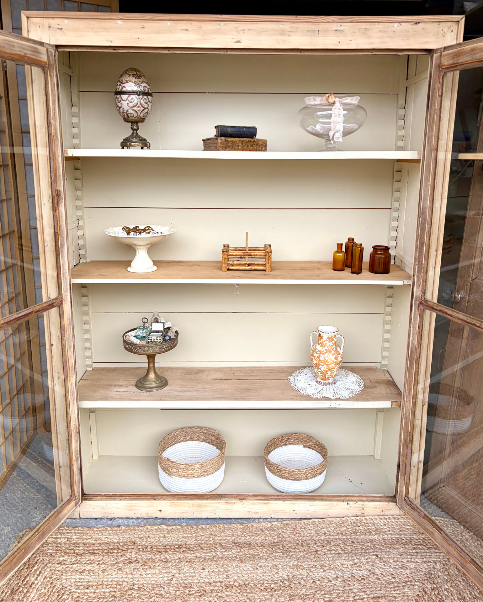 Wooden display cabinet