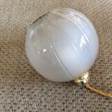 Glass ball suspension