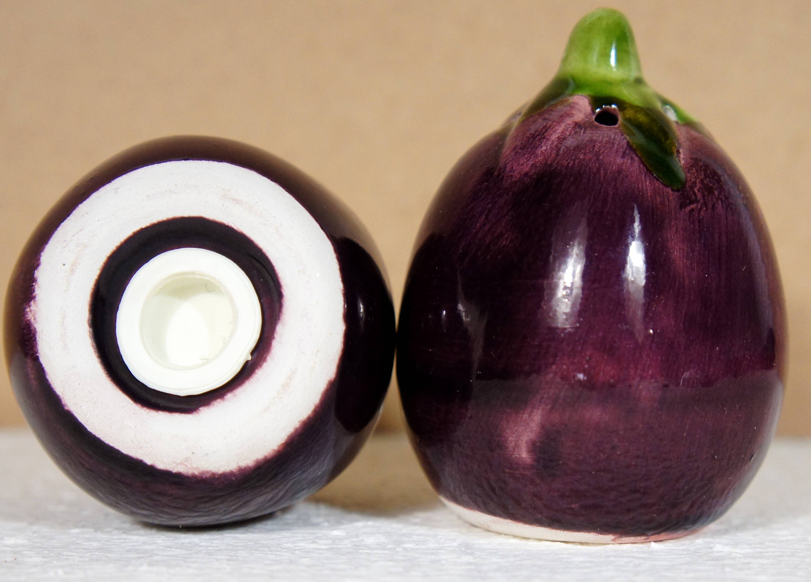 Pepper salt shaker slurry eggplant