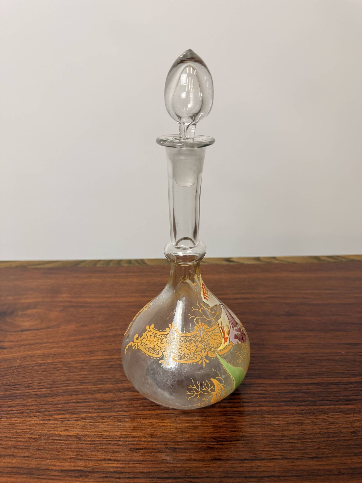 Carafe ancienne Legras – Verre émaillé à décor d'orchidée et dorures