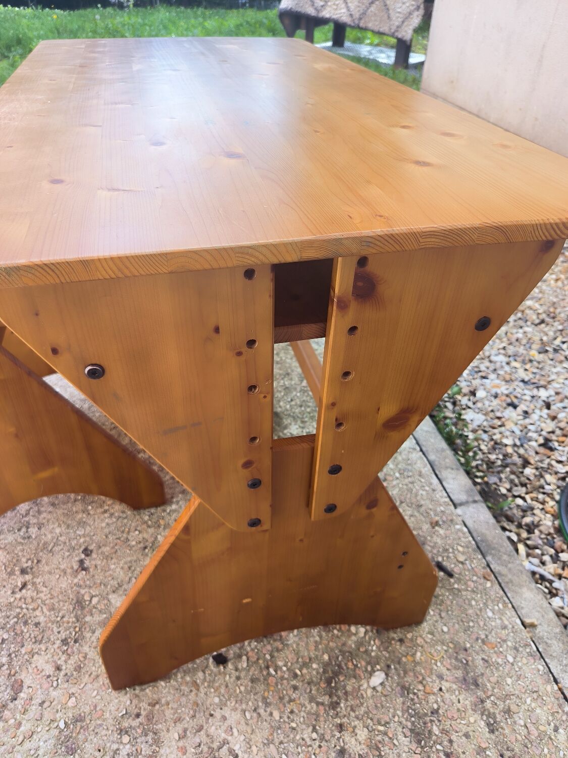 Desk and chair