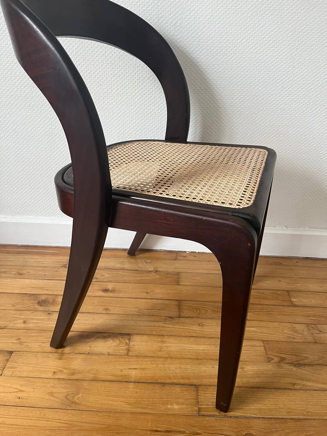 Chaise gondole cannage Baumann