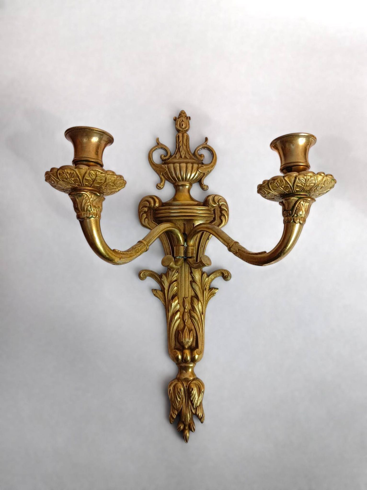 Bronze wall sconces Louis XVI, Belle Époque circa 1880–1910