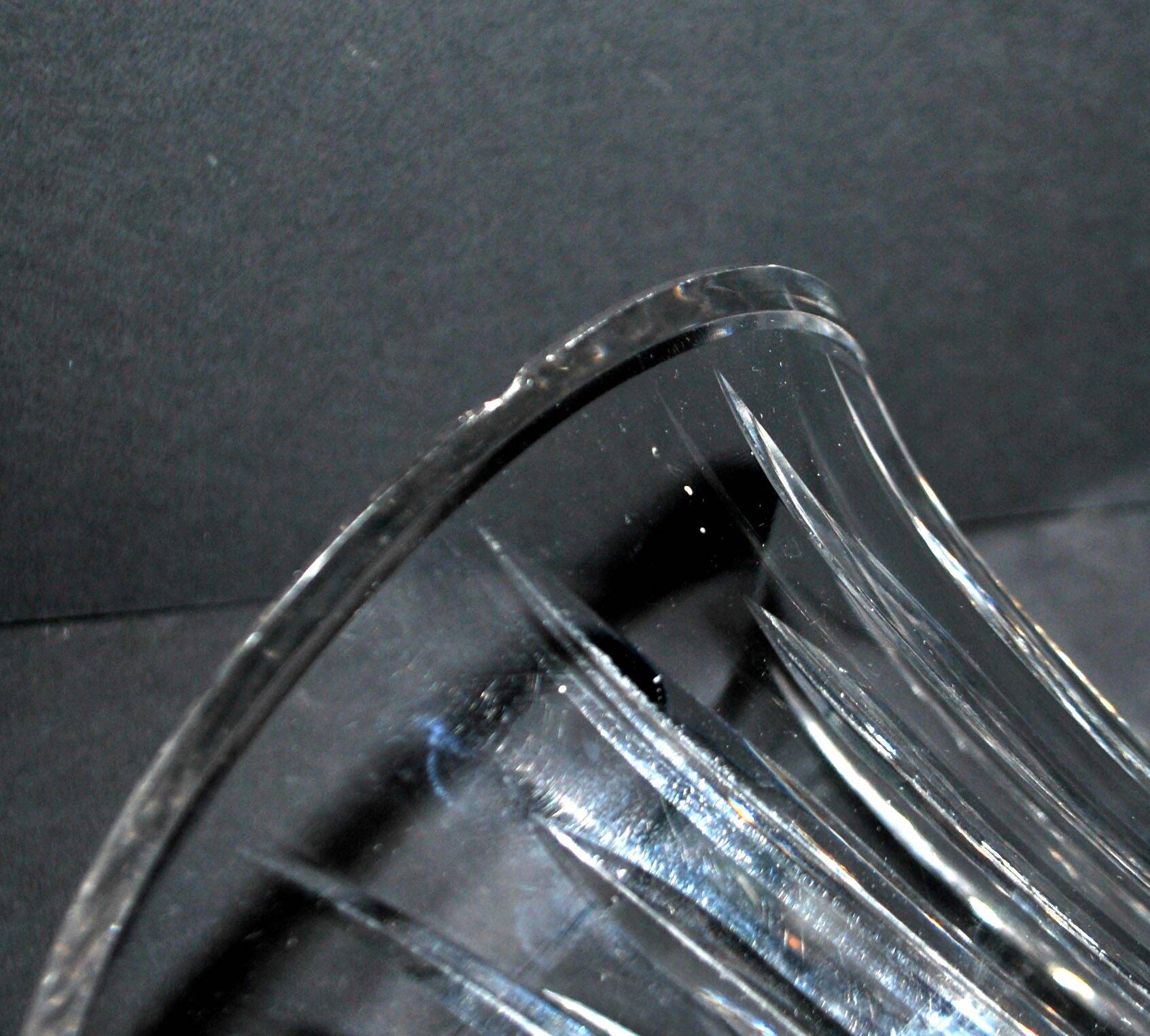 Cut crystal vase signed "Cristal St Louis France" H20