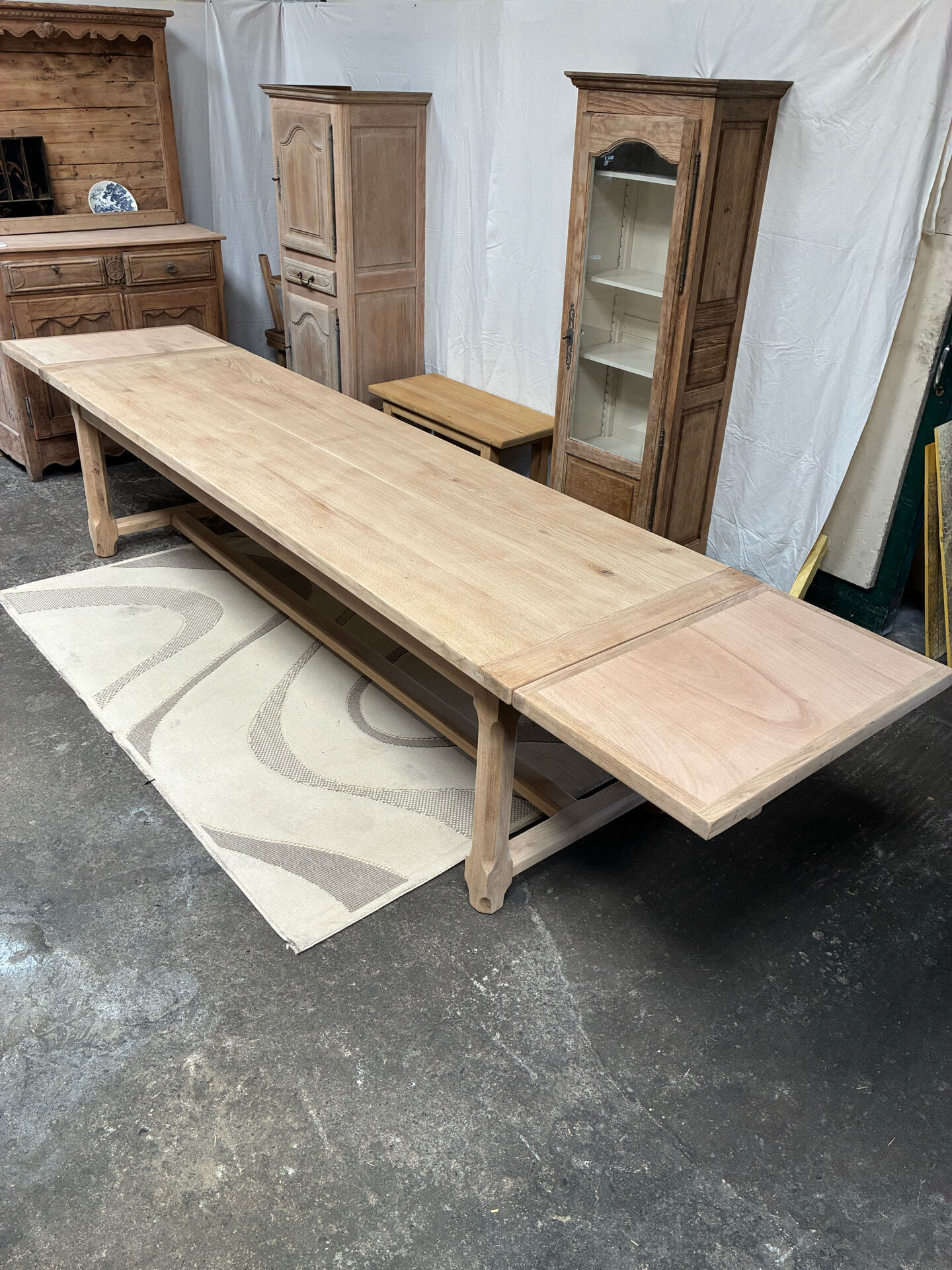 Solid oak farmhouse table with extensions 4M