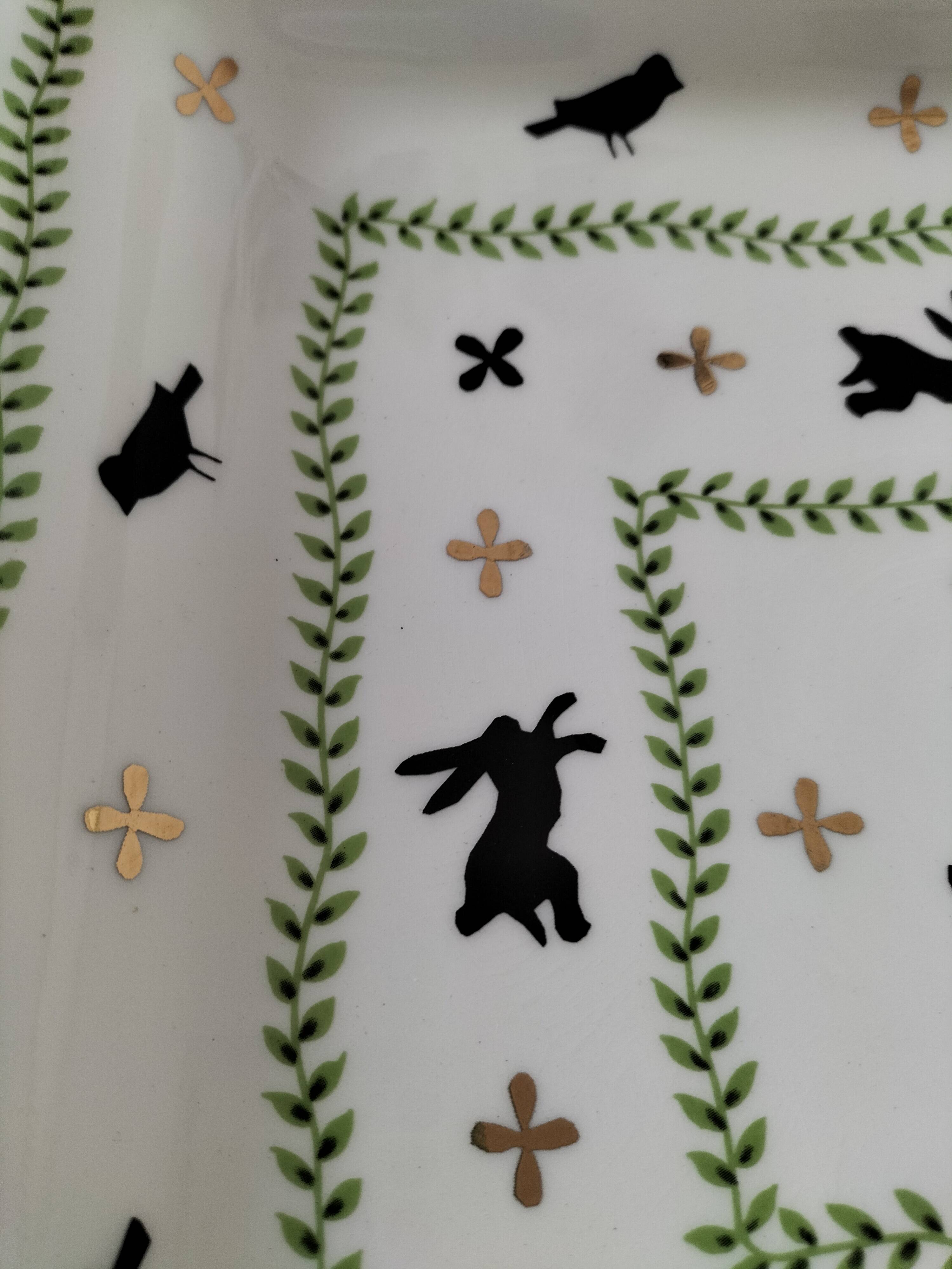 Large square dish RB Bernarda with animal decoration.