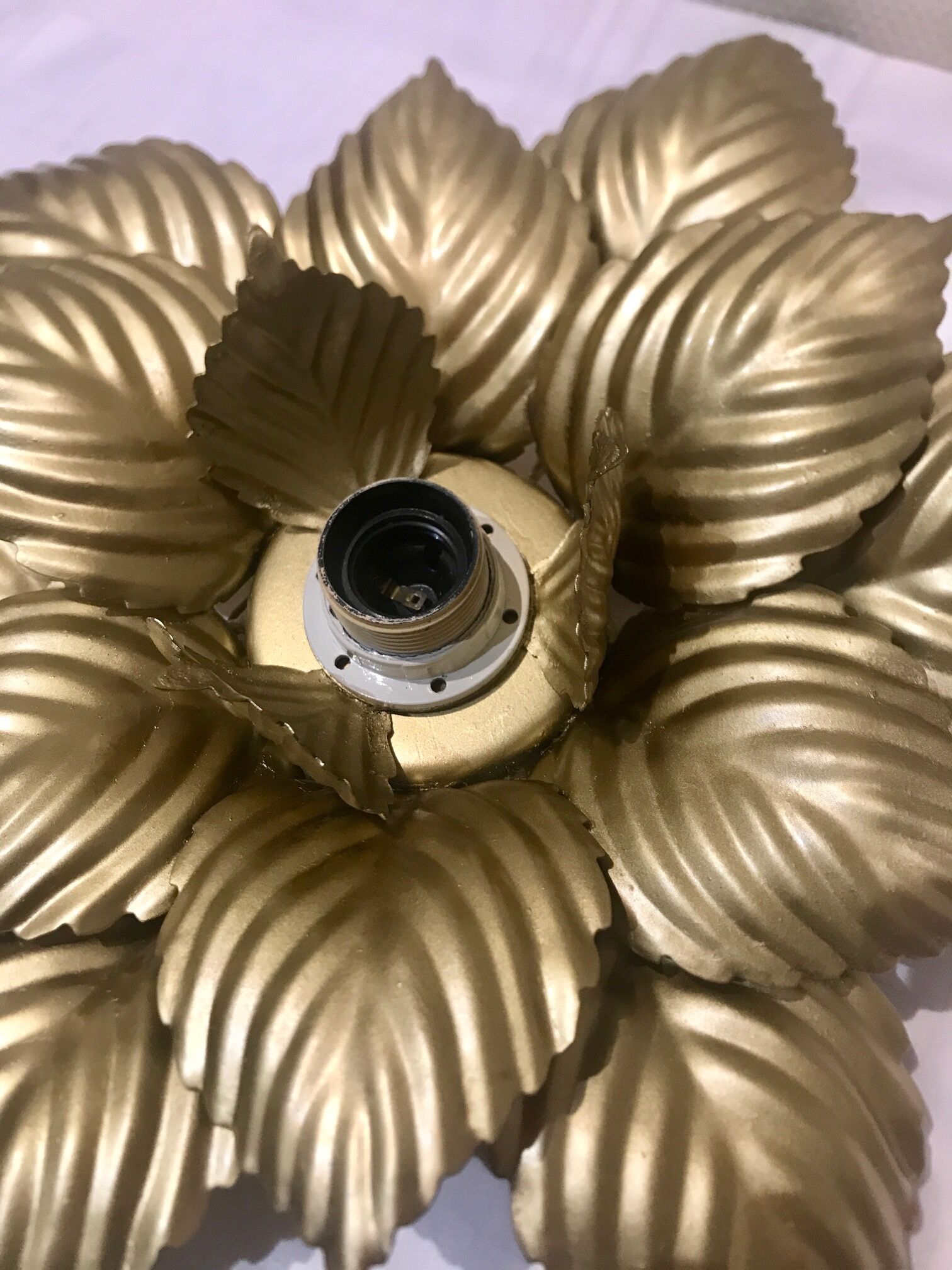 Wall lamp or ceiling lamp golden flower