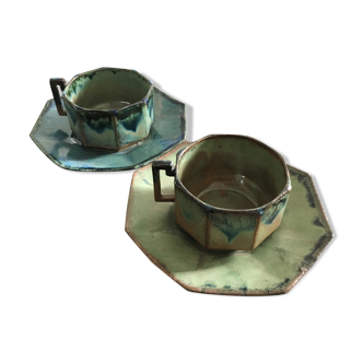 Pair of hexagonal cups