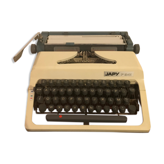 Typewriter japy p941 with nine ribbons