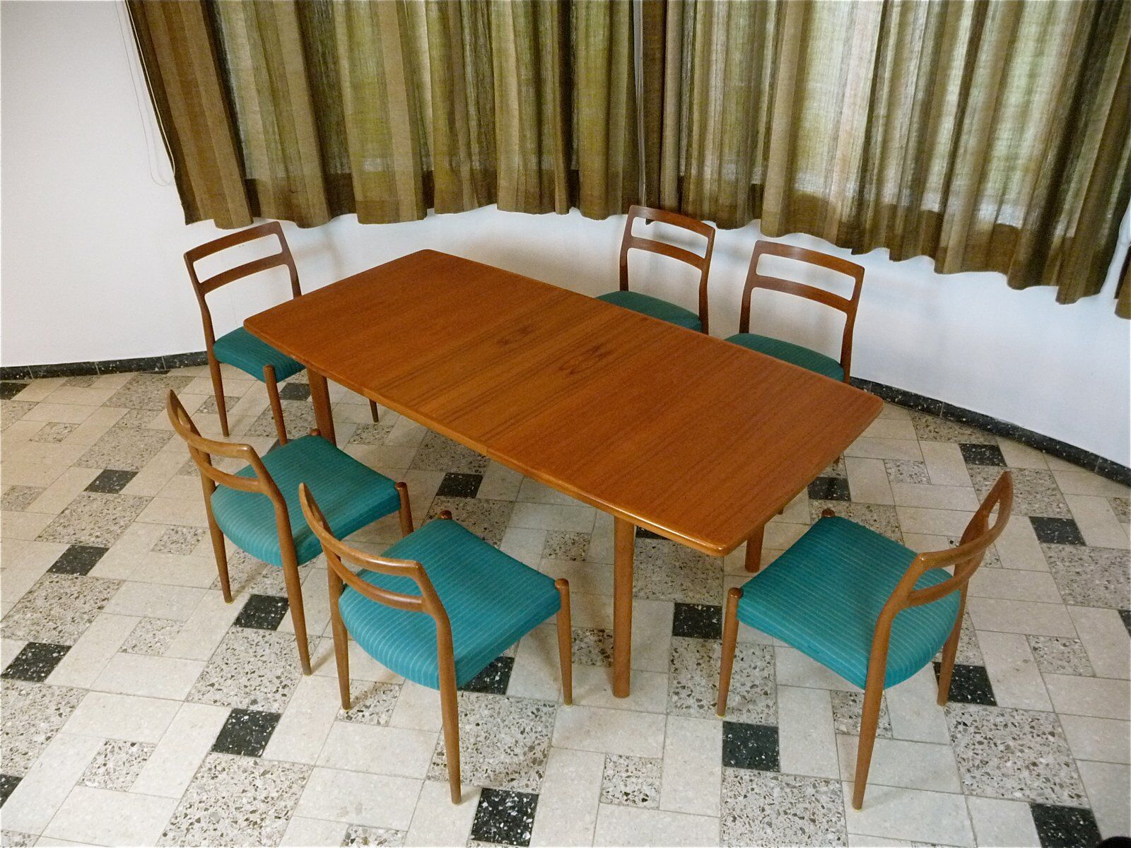 Danish extending teak dining table, 1960s