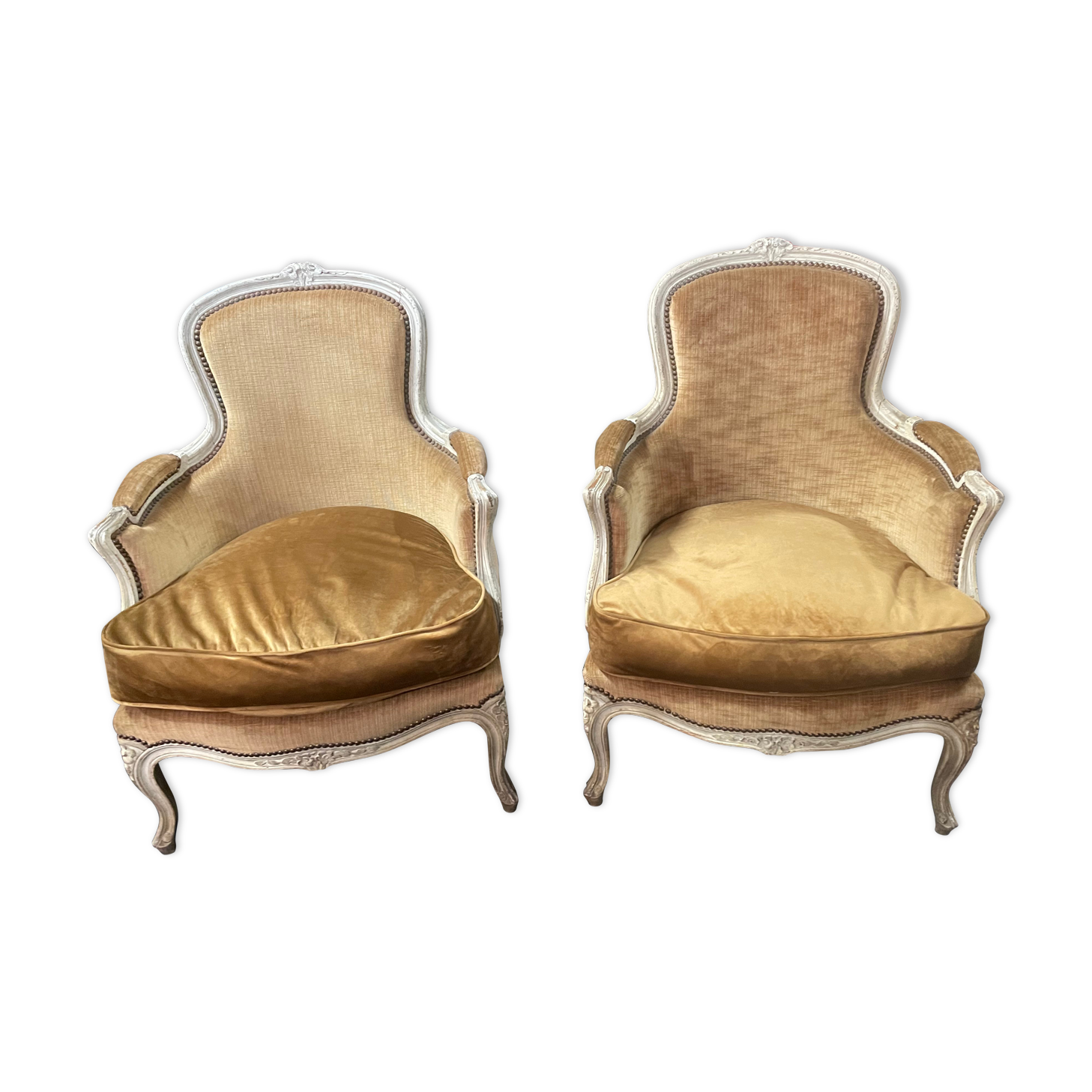 Pair of shepherdesses