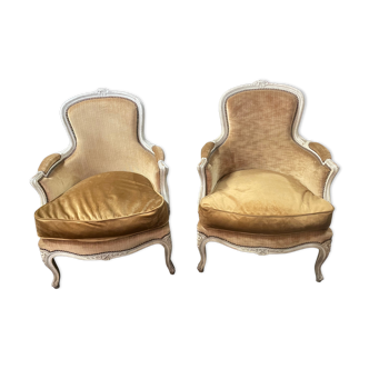 Pair of shepherdesses