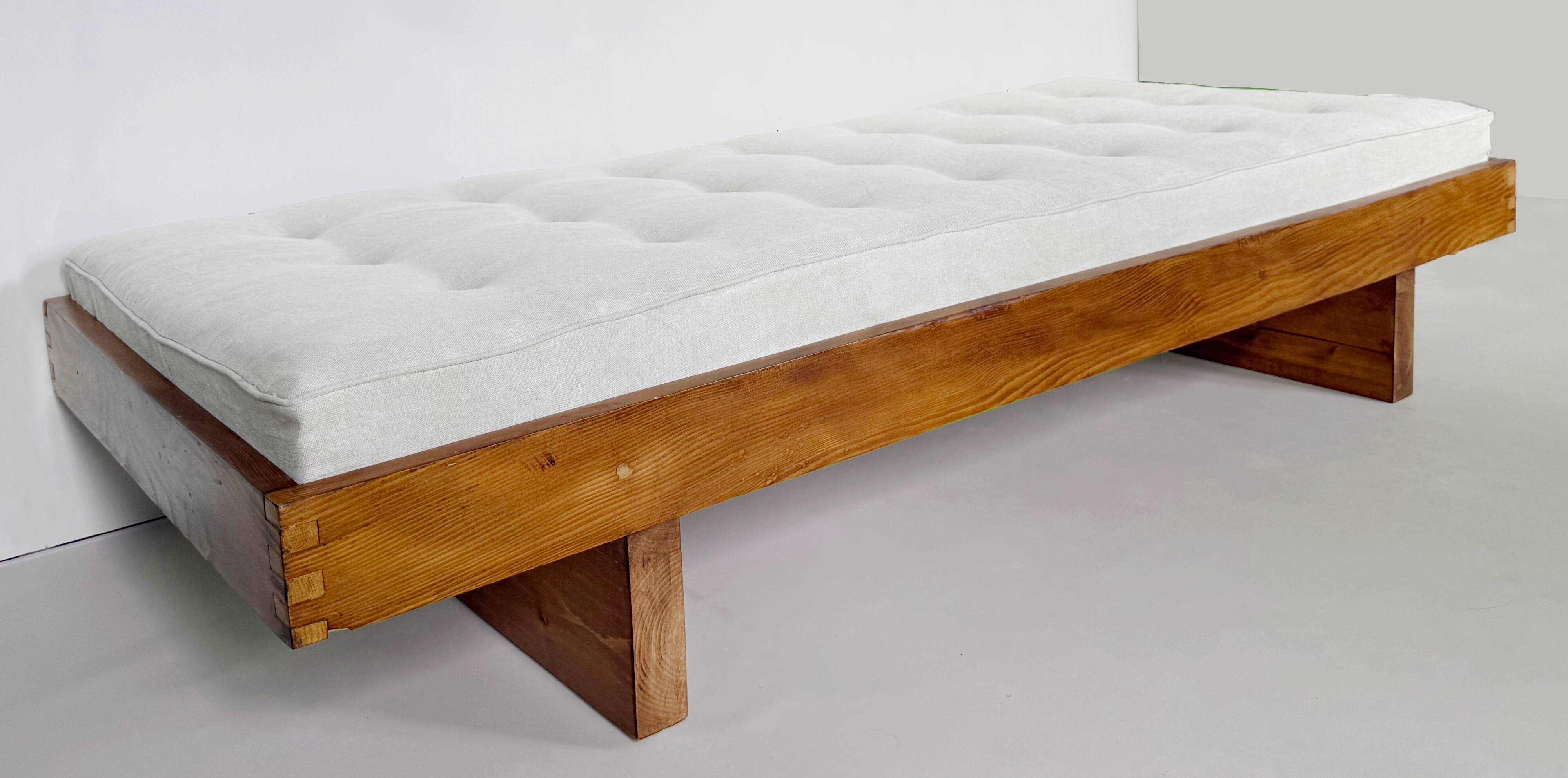 Daybed by Charlotte Perriand for Les Arcs, 1970