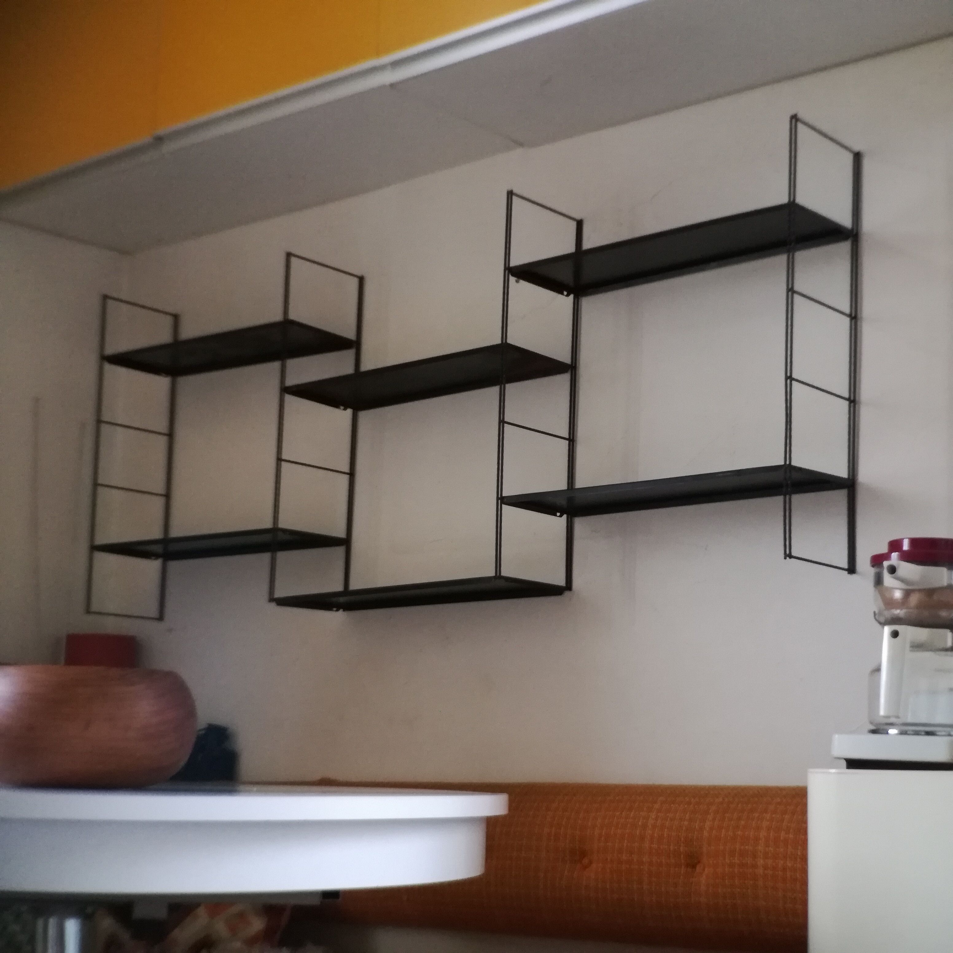 String shelf from the 1960s