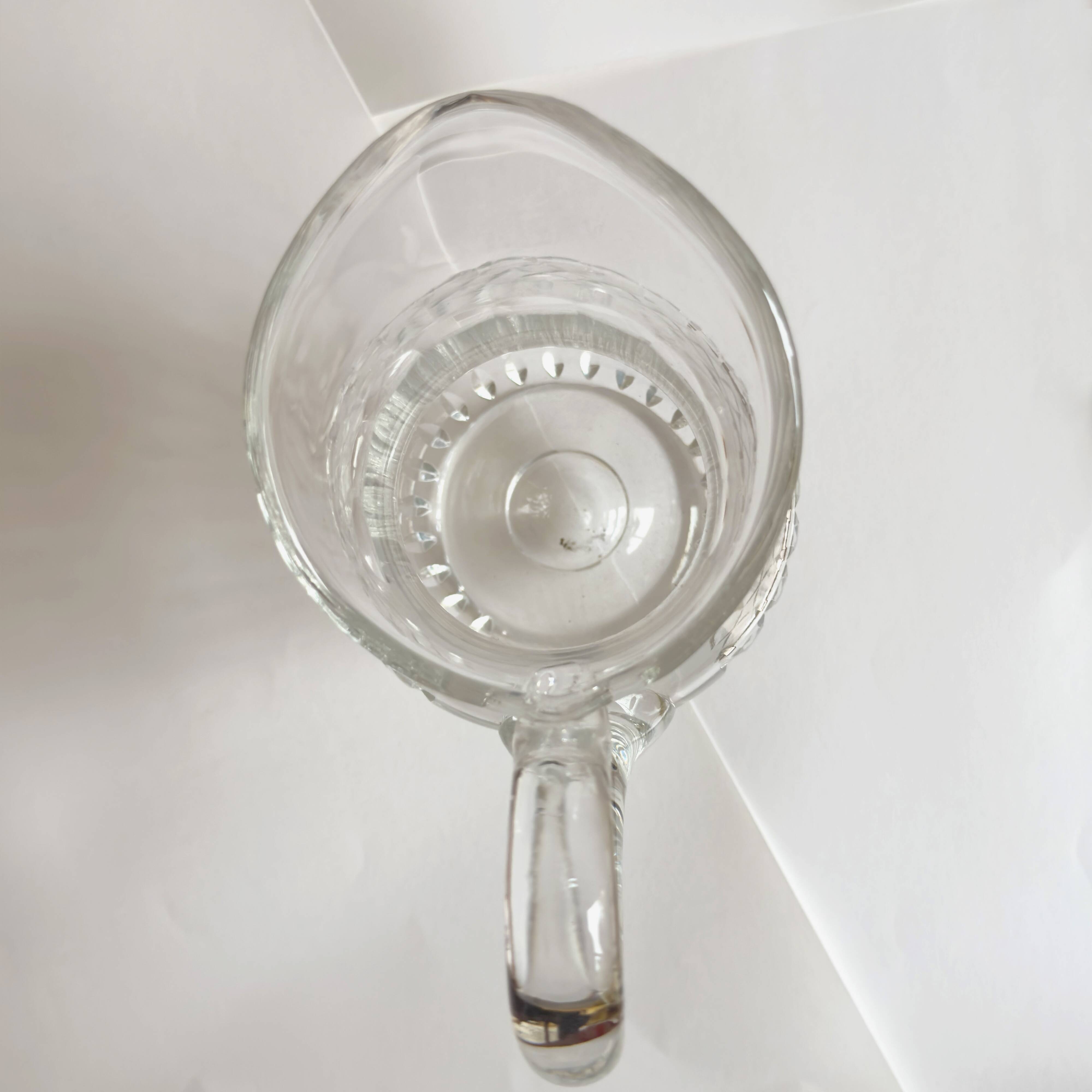 Glass or crystal carafe (uncertain)