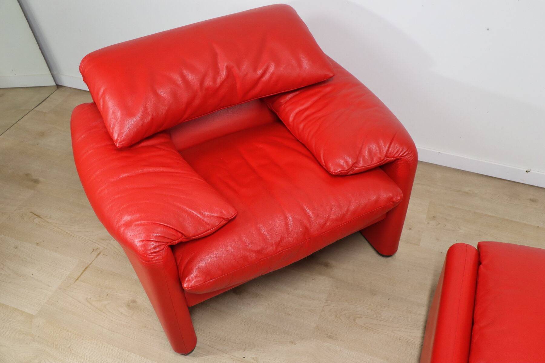 Maralunga armchair and ottoman by Vico Magistretti for Cassina