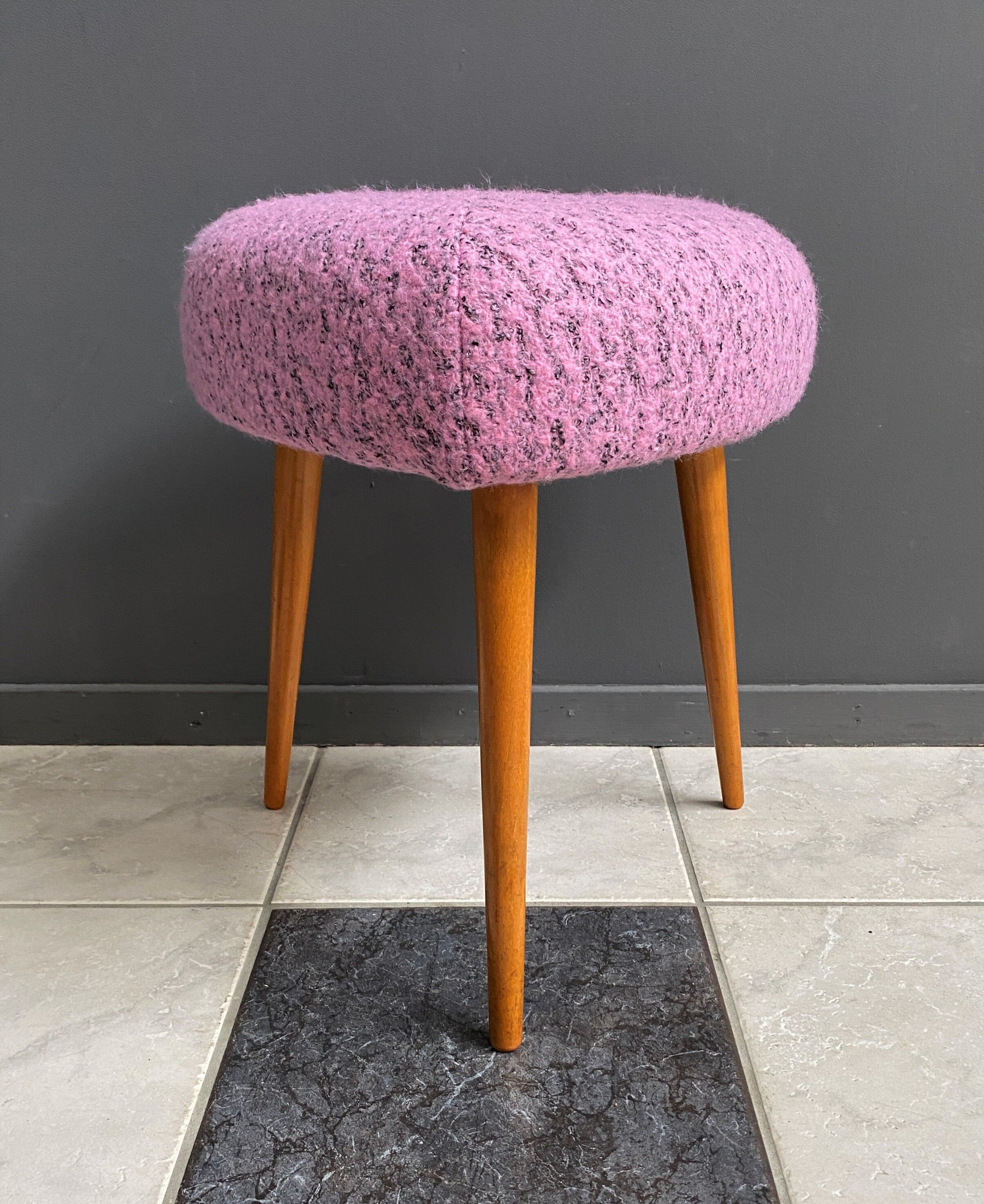Pink foot stool triangle shape 1960s