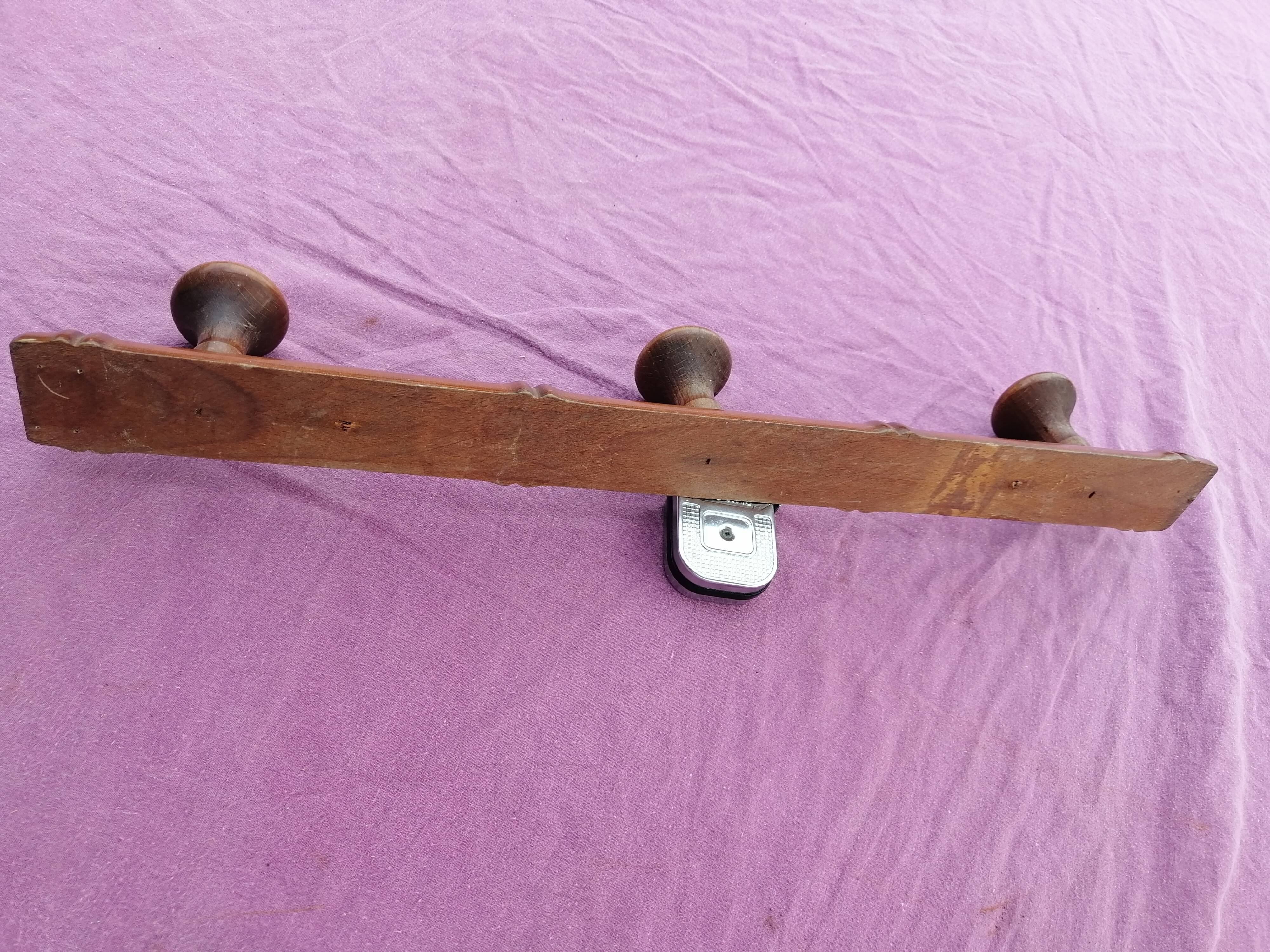 Wall coat rack 3 pateres
