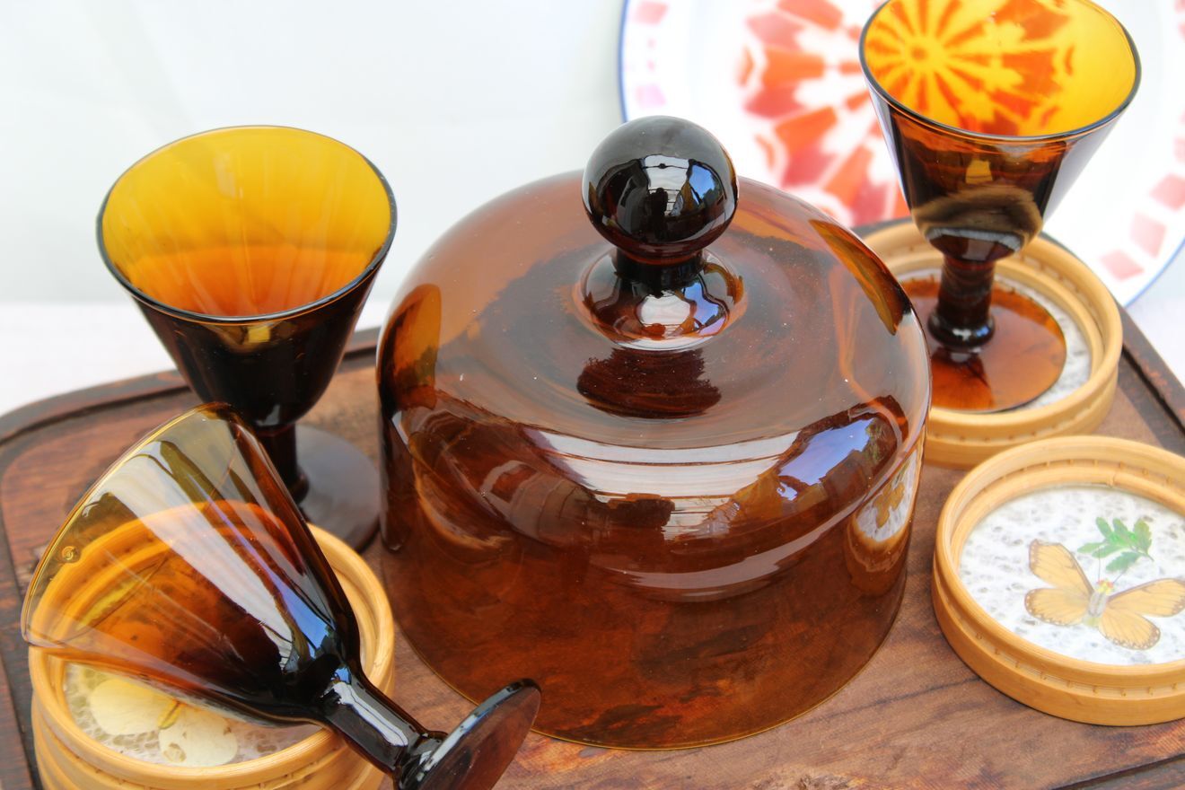 Glass bell
