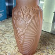Vase Verlys en verre dépoli rose