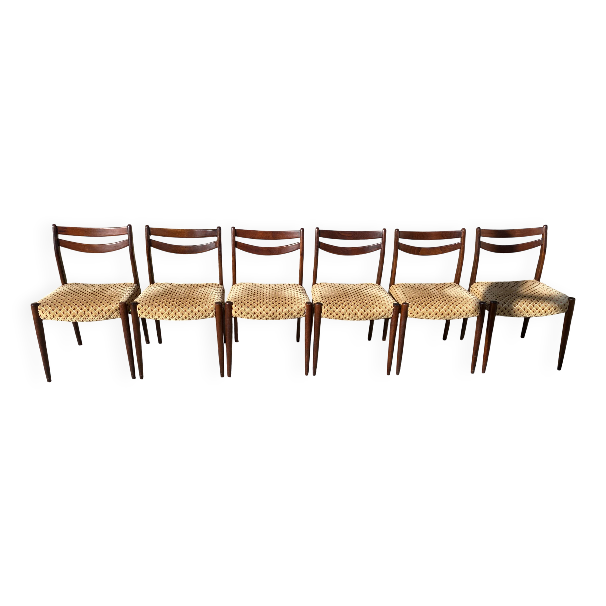 Lot of 6 vintage Scandinavian chairs from the 1950s in rosewood.