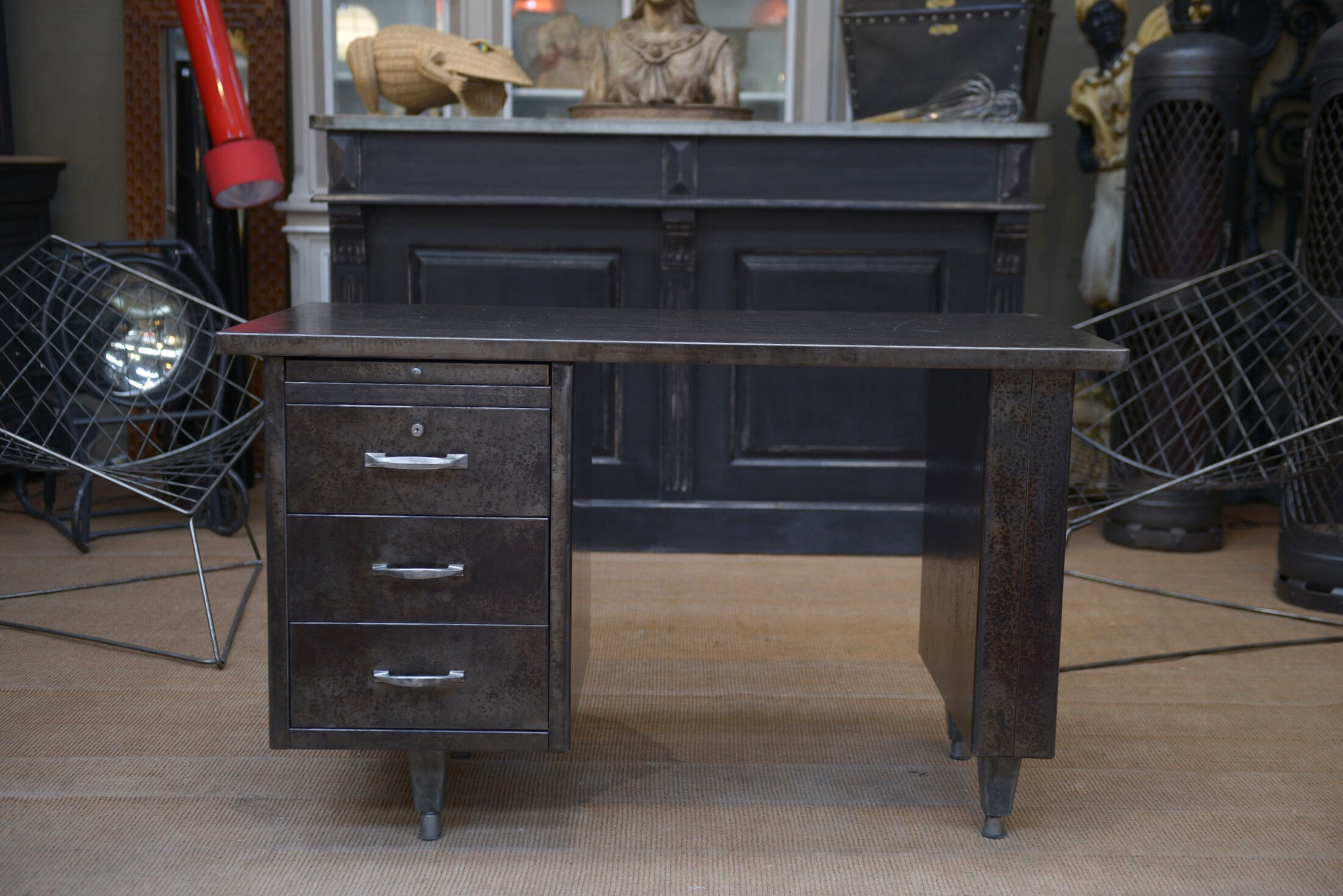 Bureau en métal industriel 1950